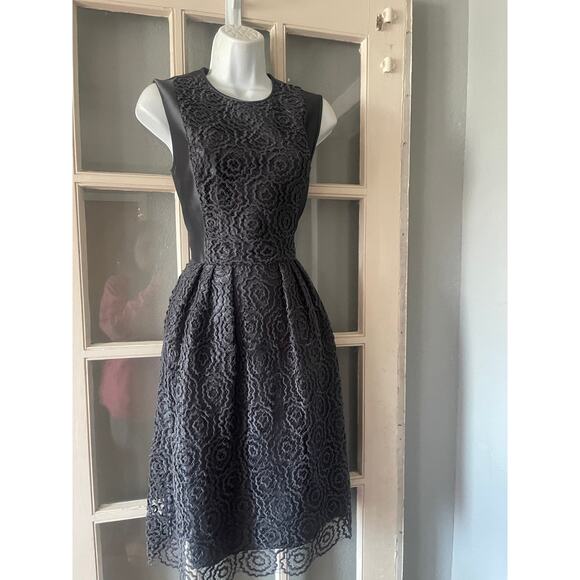 Armani Collezioni Dress - Picture 4 of 14